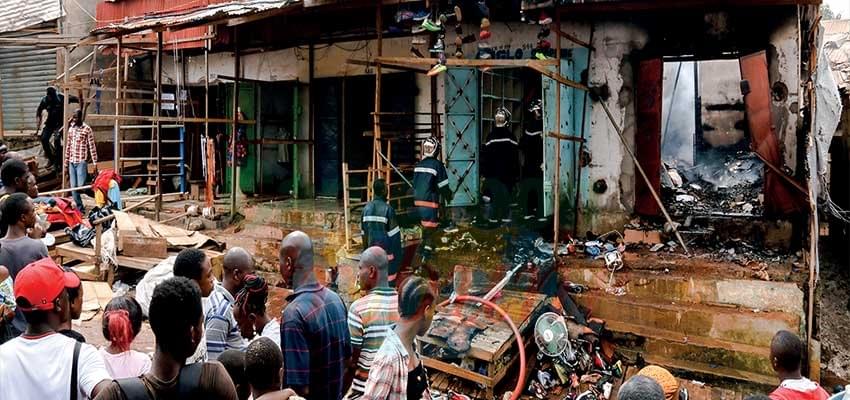 Cameroun : incendie au marché Mvog Mbi, Eneo accusée