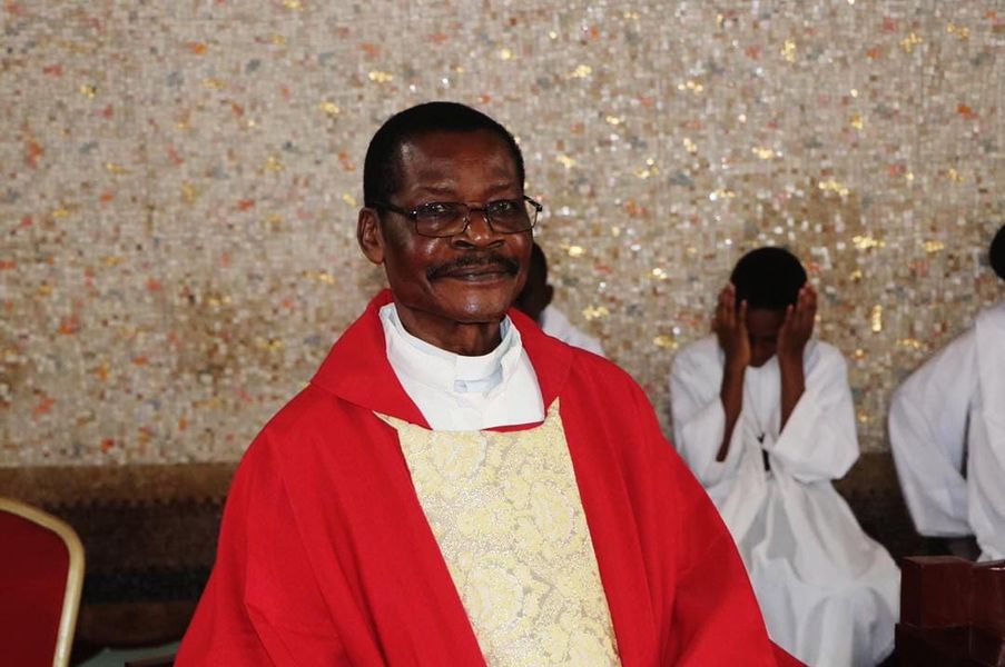 Cameroun : l’abbé Pierre Lucien Betene l’un des plus vieux prêtres est mort à 82 ans