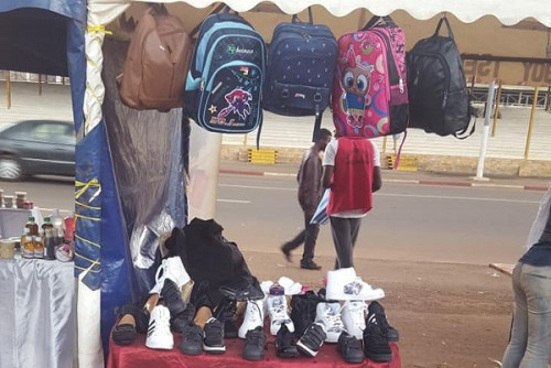 Ouverture de la vente promotionnelle des fournitures scolaires à Yaoundé