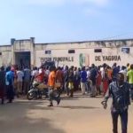 Manifestation devant la prison de Yagoua