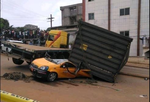 Un accident de la circulation fait 3 morts à Don Bosco Mimboman Yaoundé