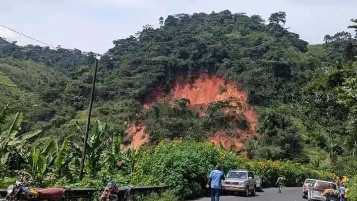 Des enseignants chercheurs alertent sur la possibilité d’un troisième éboulement Eboulements à la falaise de Dschang