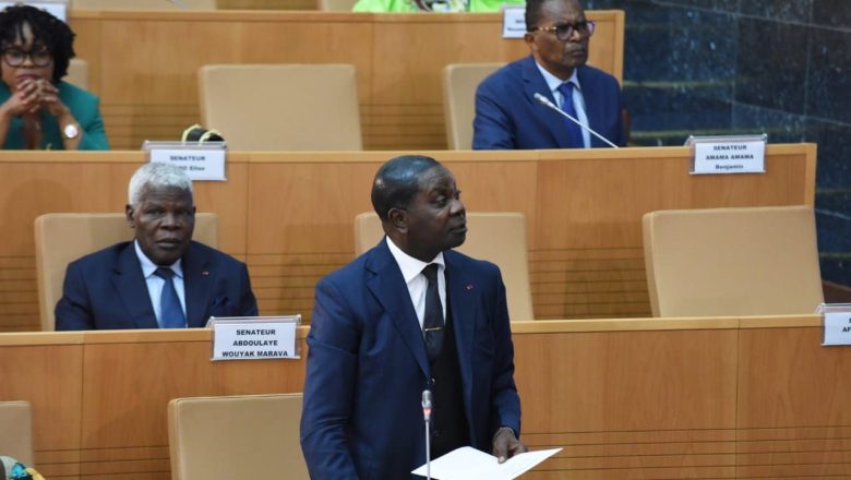 Badel Ndanga Ndinga est président du groupe parlementaire RDPC au Sénat