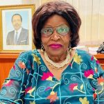 Marie Rose Dibong signe et persiste de rester au gouvernement