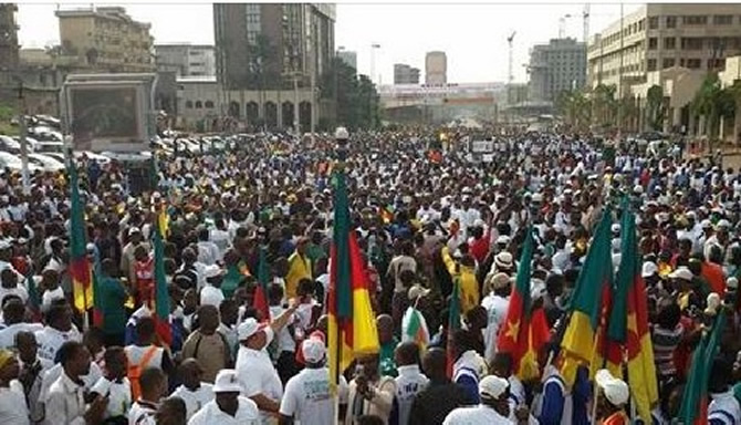 Démocratie au Cameroun