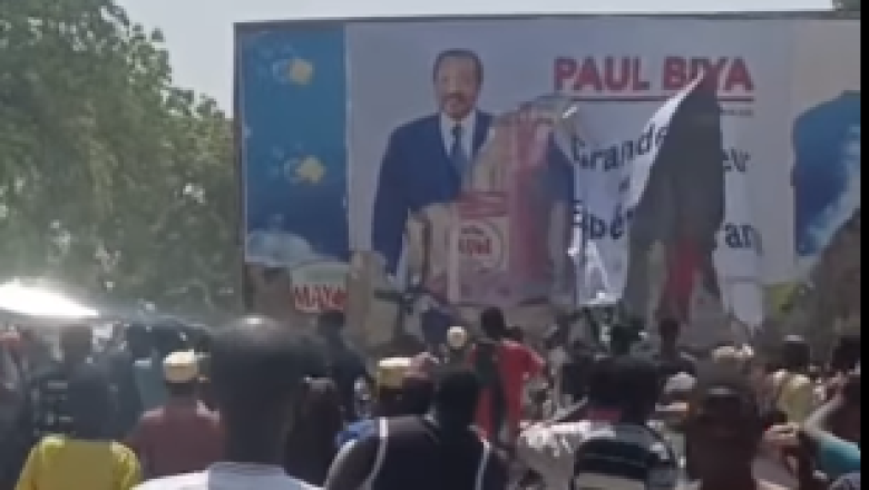 Les portraits géants du président Paul Biya mis à feu dans le septentrion