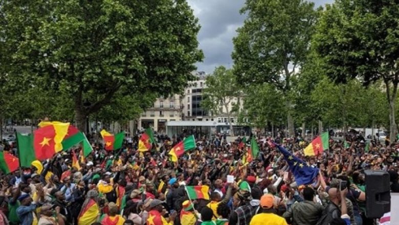 Issa Tchiroma Bakary félicité par la diaspora camerounaise