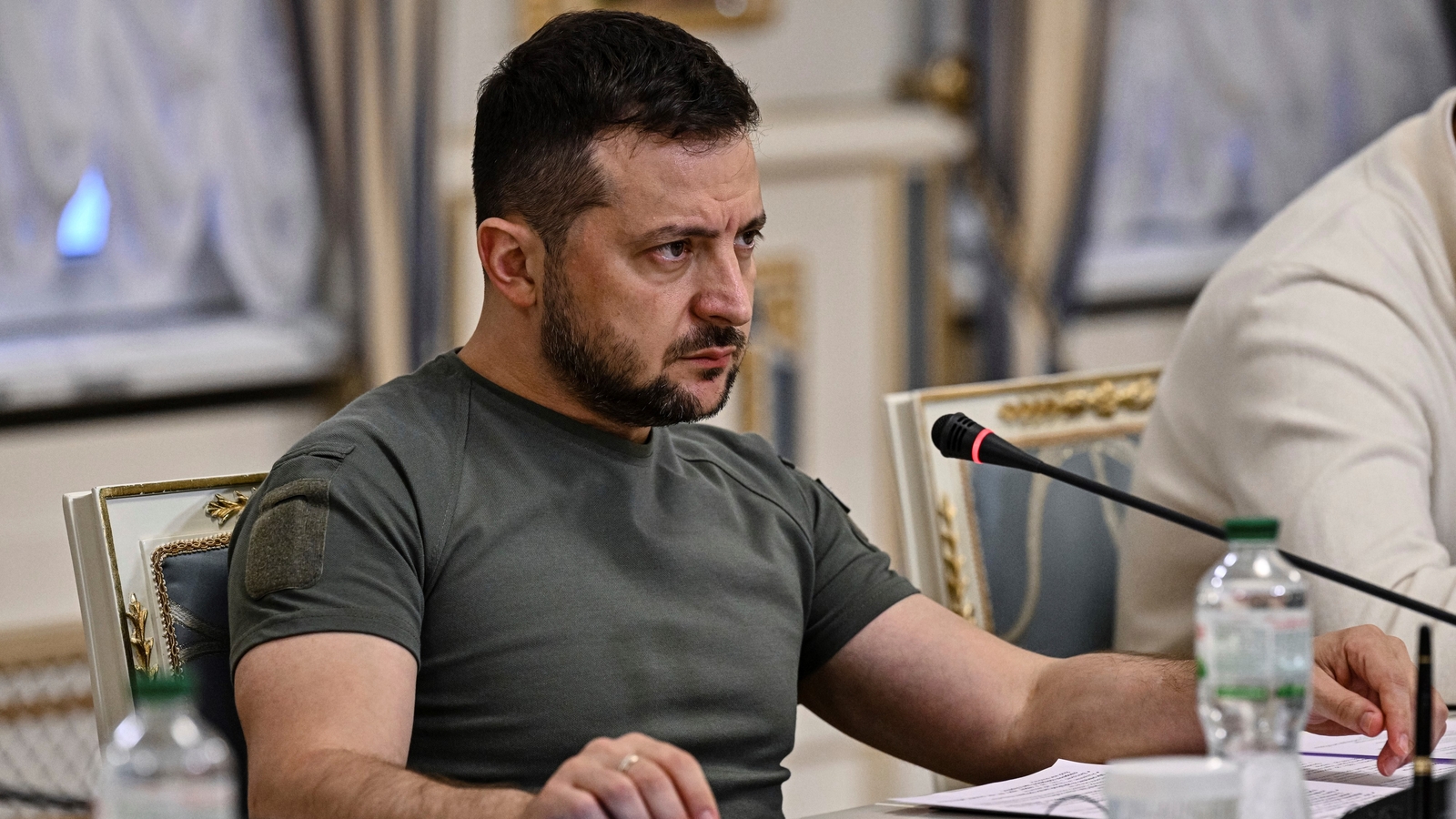 L'Ukraine accepte un accord de paix.